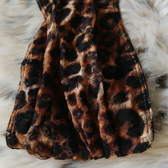 EXPRESS Lace Bandeau - Picture 2 of 9